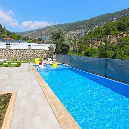 Serenes Villa